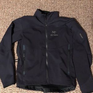 Arc’teryx Gamma Lt. soft-shell micro-fleece lined jacket (Med)